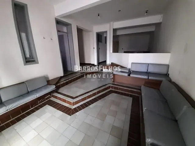 Loja com 420m², para alugar, no bairro Centro em Aracaju