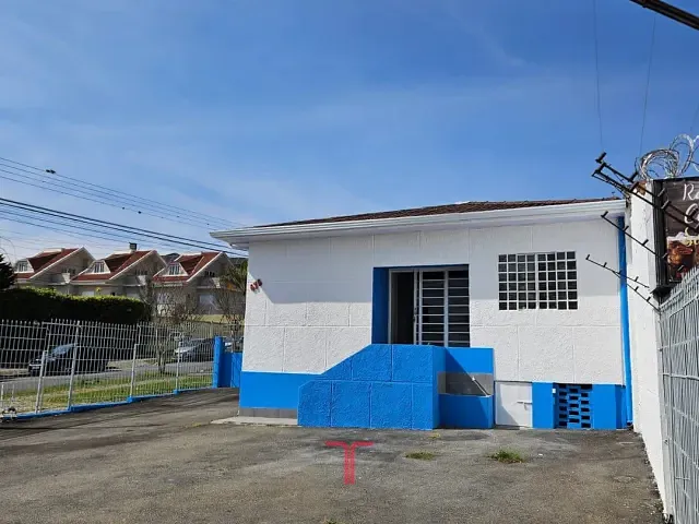 Loja com 345m², para alugar, no bairro Rebouças em Curitiba