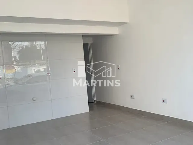 Loja para alugar, no bairro Vila das Belezas em São Paulo