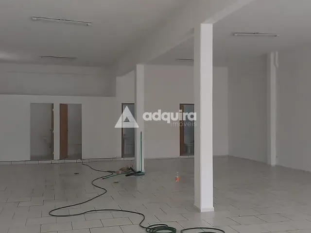 Loja para alugar, no bairro Oficinas em Ponta Grossa