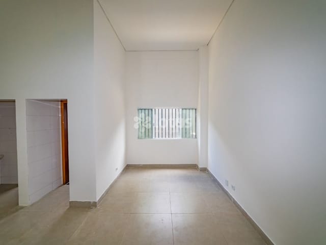 Loja com 80m², para alugar, no bairro Portal dos Ipês II em Cajamar