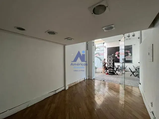 Loja com 20m², para alugar, no bairro Recreio dos Bandeirantes em Rio de Janeiro