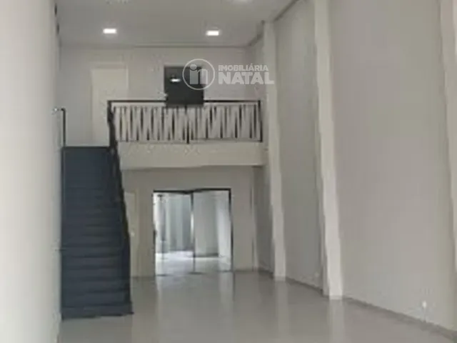 Loja com 200m², para alugar, no bairro Colonial em Londrina