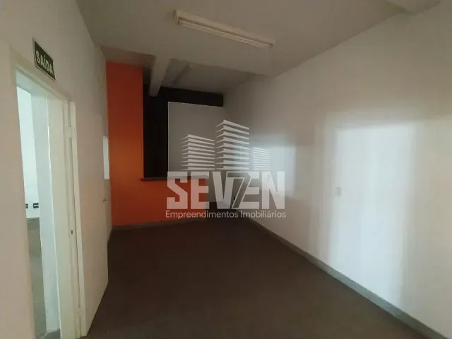 Loja com 537m², para alugar, no bairro Vila Mesquita em Bauru