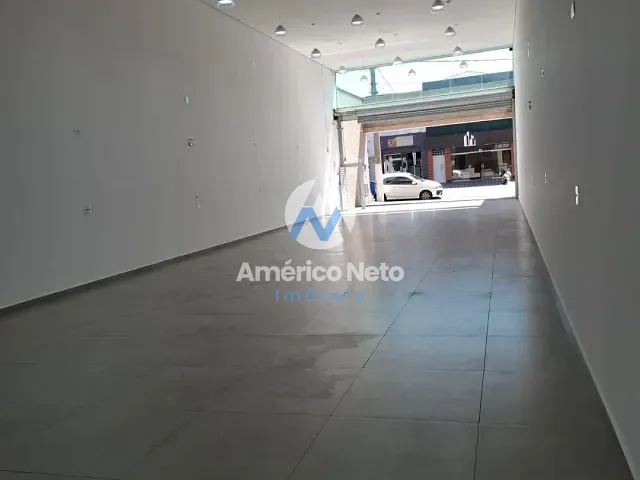 Loja com 240m², para alugar, no bairro Osvaldo Cruz em São Caetano do Sul