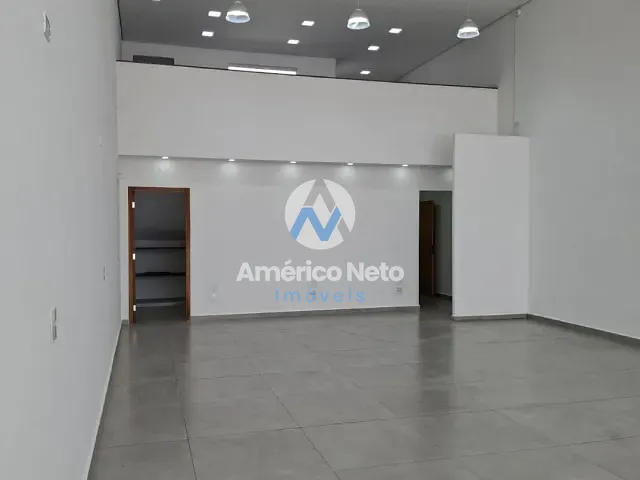 Loja com 240m², para alugar, no bairro Osvaldo Cruz em São Caetano do Sul
