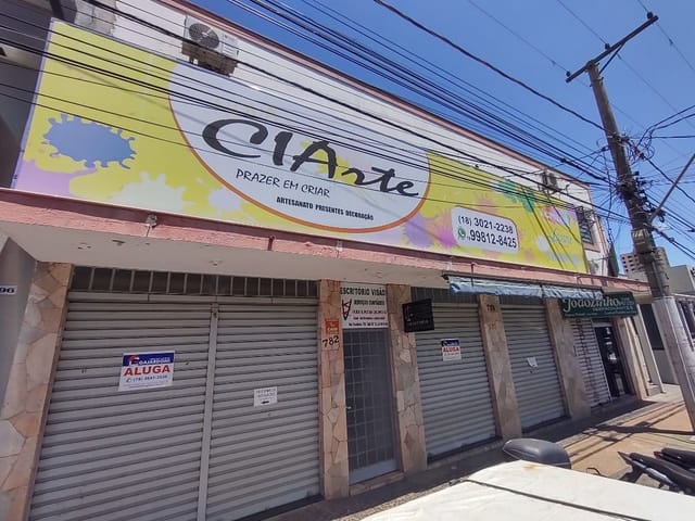 Loja com 150m², para alugar, no bairro Centro em Birigüi