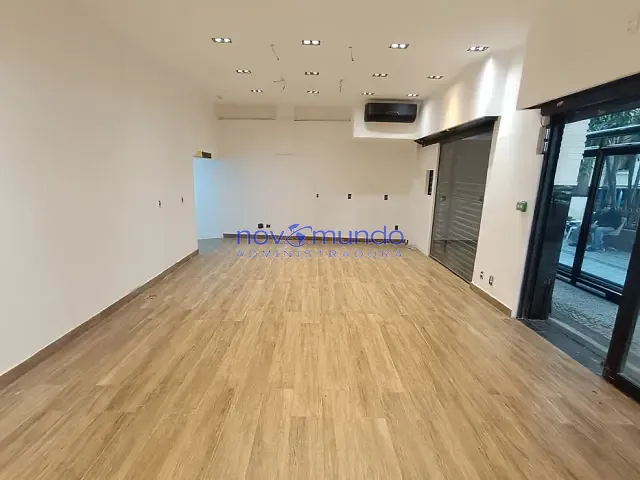Loja com 104m², para alugar, no bairro Flamengo em Rio de Janeiro