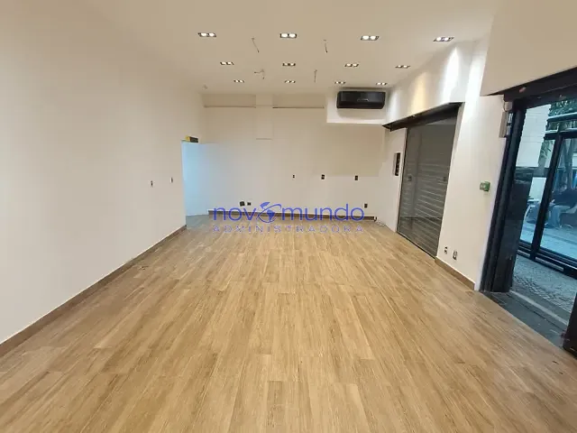 Loja com 104m², para alugar, no bairro Flamengo em Rio de Janeiro
