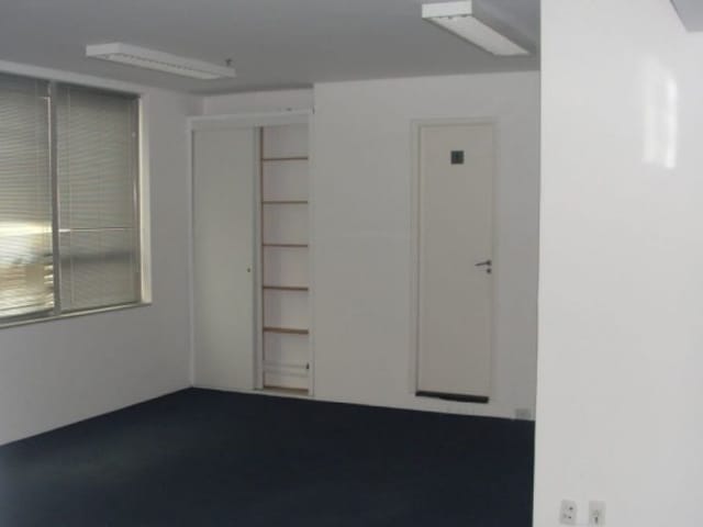 Loja com 160m², para alugar, no bairro Pinheiros em São Paulo