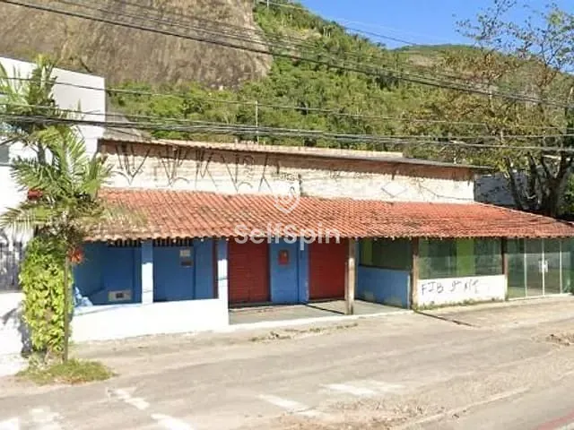 Loja com 600m², para alugar, no bairro Itaipu em Niterói