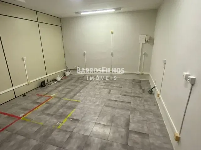 Loja com 70m² 2 quartos e 1 banheiro, para alugar, no bairro São José em Aracaju