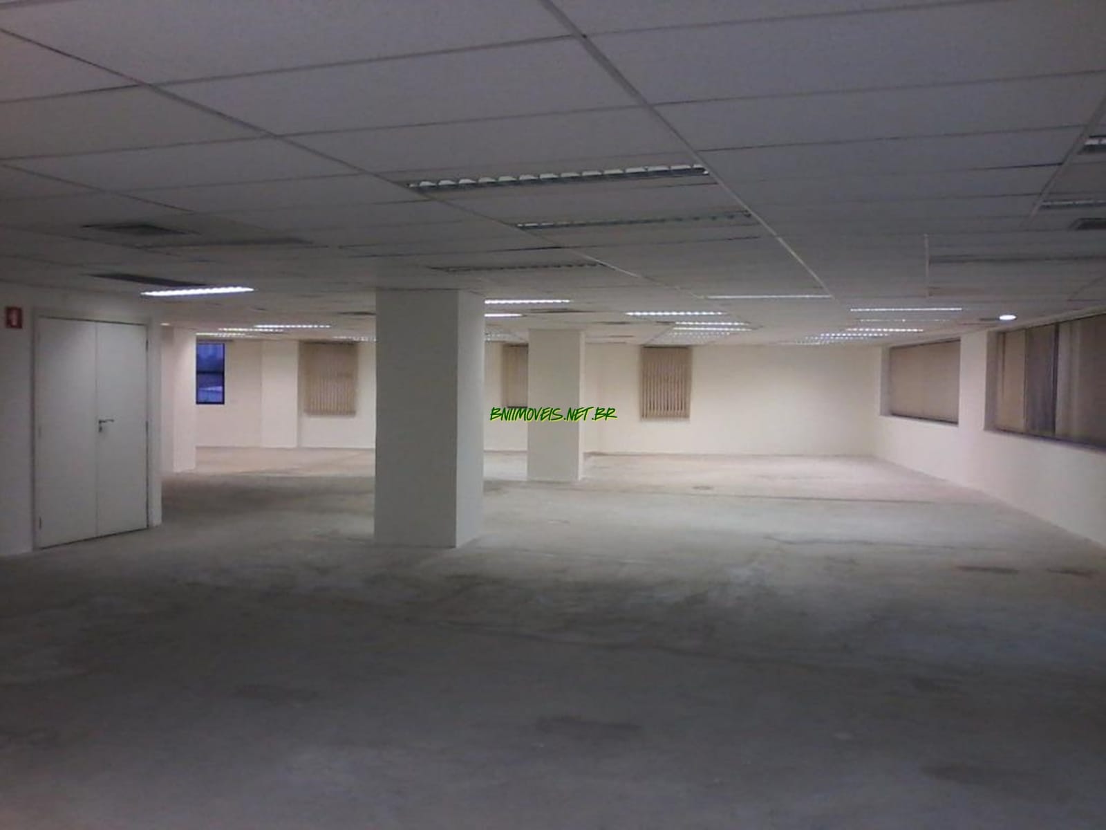 Loja-Salão, 38431 m² - Foto 1