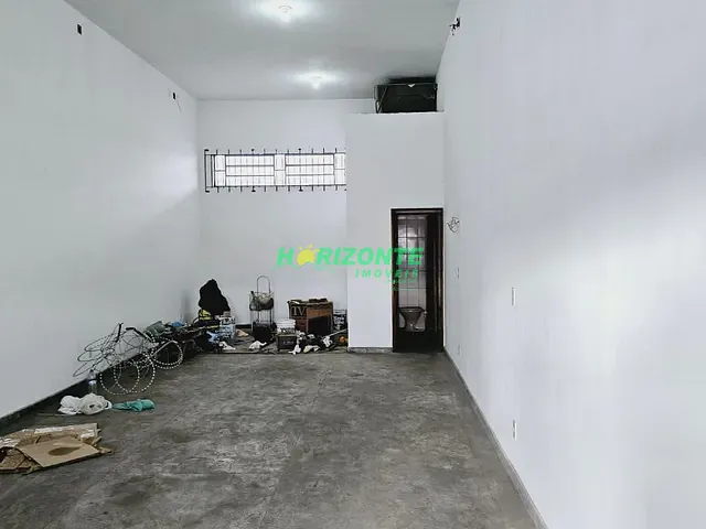 Loja com 52m², para alugar, no bairro Vila Rossi em São José dos Campos