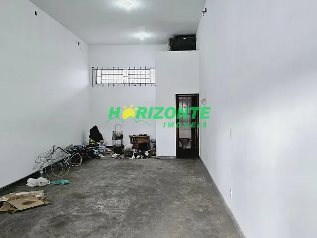 Loja com 52m², para alugar, no bairro Vila Rossi em São José dos Campos