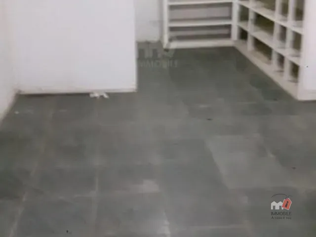 Loja à venda, no bairro Alto da Serra em Petrópolis