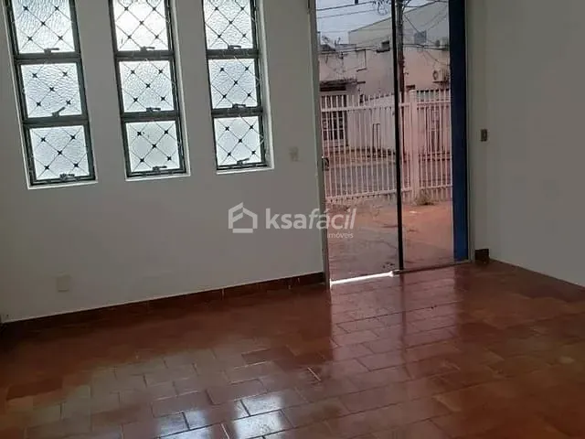 Sala com 32m², para alugar, no bairro Amambaí em Campo Grande