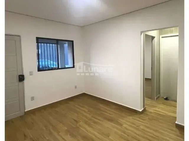 Loja com 100m², para alugar, no bairro Vila Mogilar em Mogi das Cruzes
