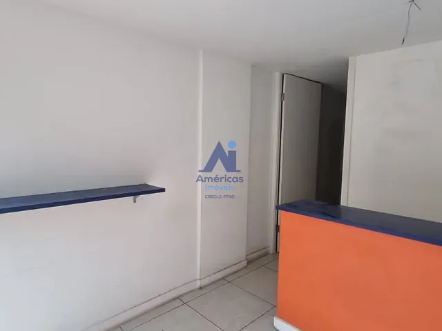 Loja com 34m², à venda ou para alugar, no bairro Recreio dos Bandeirantes em Rio de Janeiro