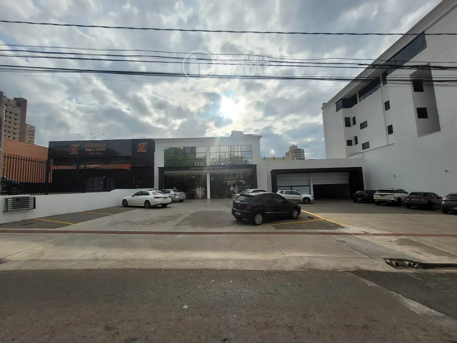 Loja-Salão, 300 m² - Foto 1