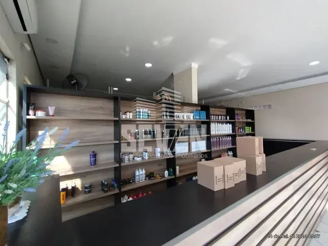 Loja com 180m², à venda, no bairro Vila Pacífico II em Bauru