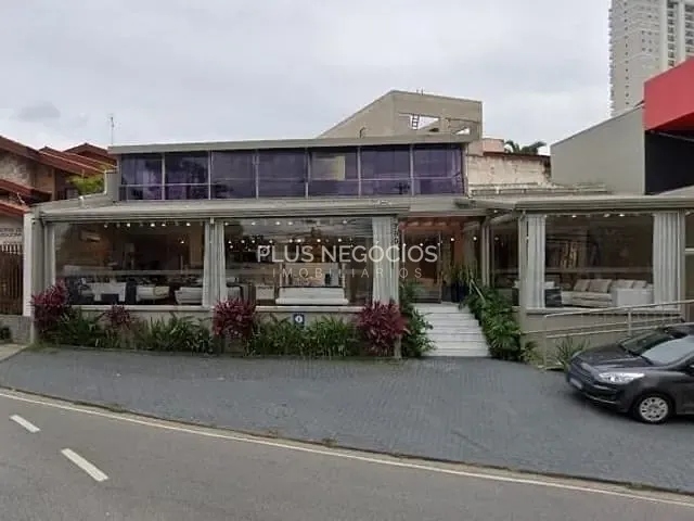 Loja com 442m², à venda, no bairro Parque Campolim em Sorocaba