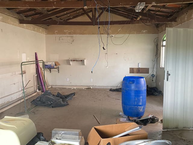 Foto do Loja - Ampla sala comercial para locação, aproximadamente 40m² com labavo no bairro Floramar, Belo Horizonte, MG. Agende a sua visita! | REALLE SOLUÇÕES IMOBILIÁRIAS INTEGRADAS