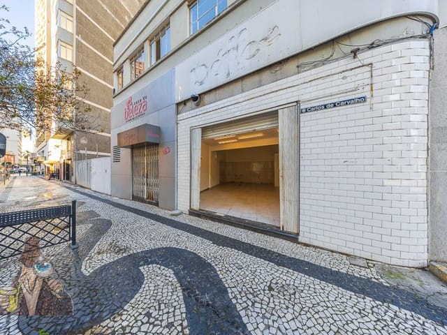 Loja para alugar, no bairro Centro em Curitiba