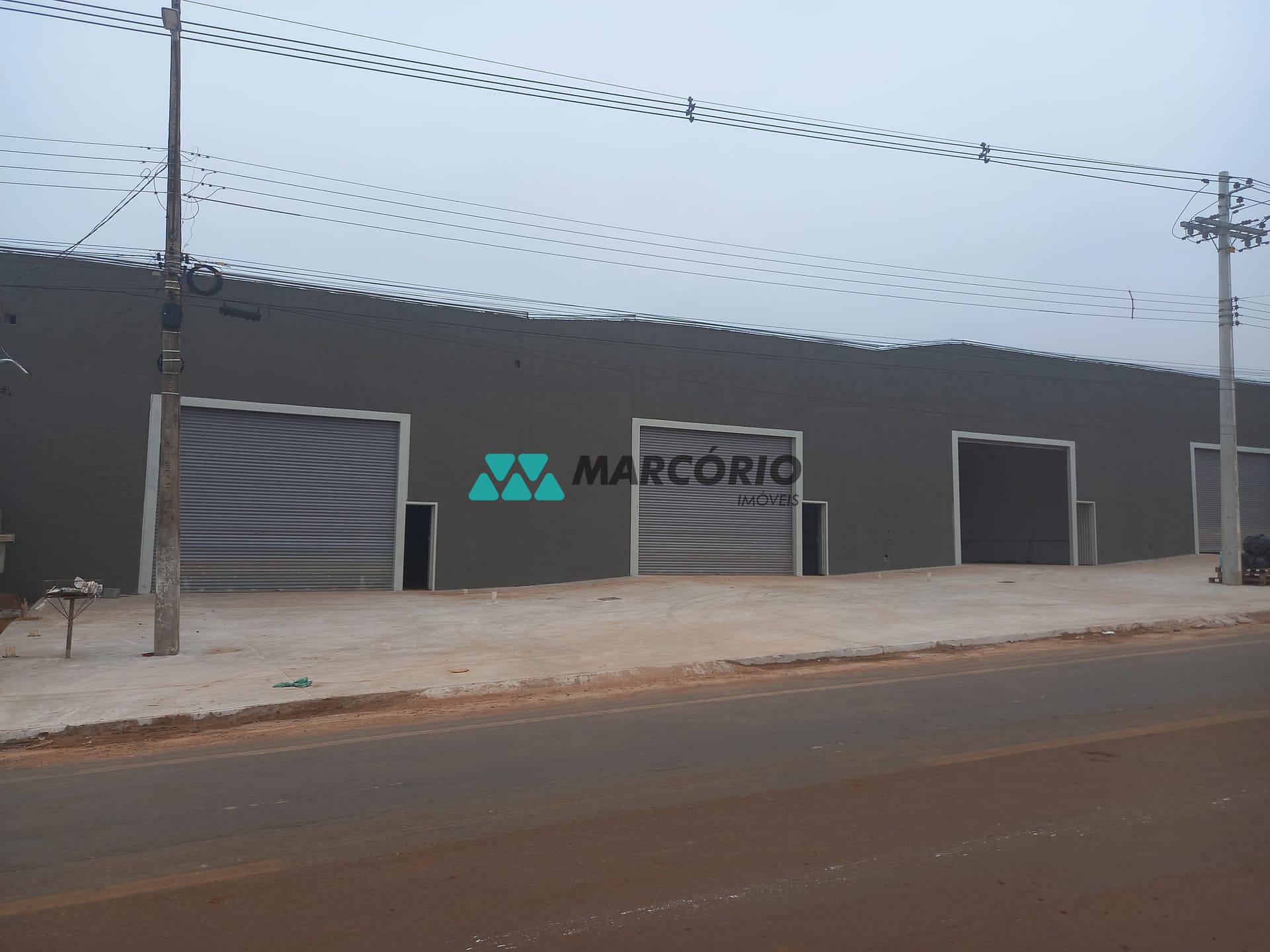 Depósito-Galpão-Armazém para alugar, 280m² - Foto 1