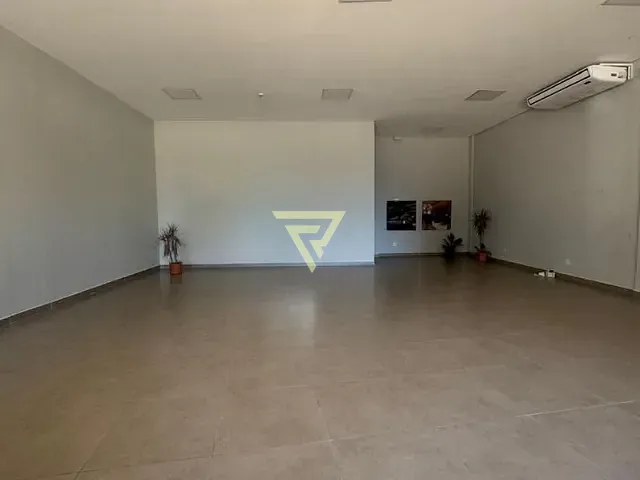Loja com 130m², para alugar, no bairro Jardim Republica em Ribeirão Preto