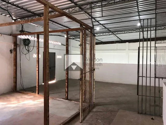 Loja para alugar, no bairro Itaipu em Niterói
