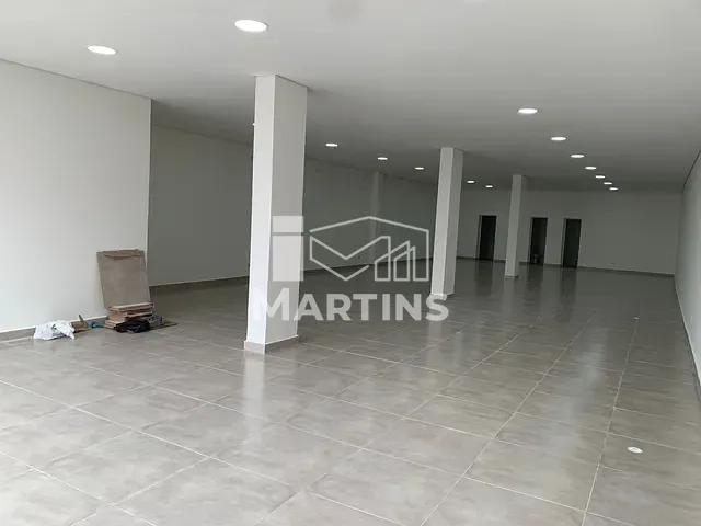 Loja para alugar, no bairro Cidade Santa Júlia em Itapecerica da Serra