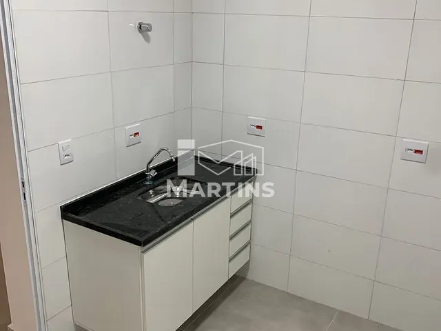 Loja para alugar, no bairro Cidade Santa Júlia em Itapecerica da Serra