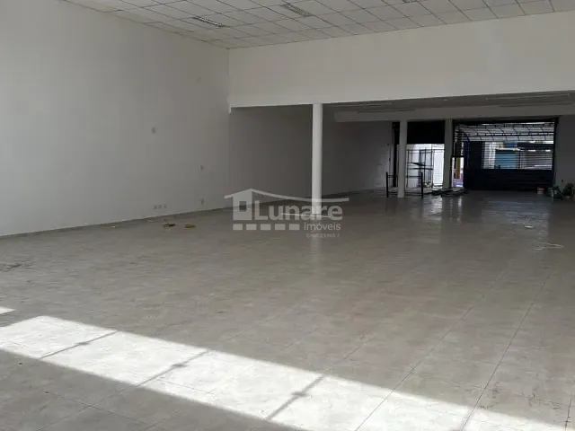 Loja com 650m², para alugar, no bairro Centro em Mogi das Cruzes