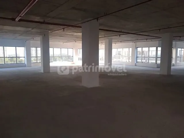 Loja com 537m², para alugar, no bairro Recreio dos Bandeirantes em Rio de Janeiro