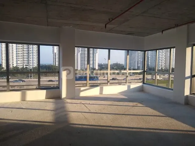 Loja com 537m², para alugar, no bairro Recreio dos Bandeirantes em Rio de Janeiro