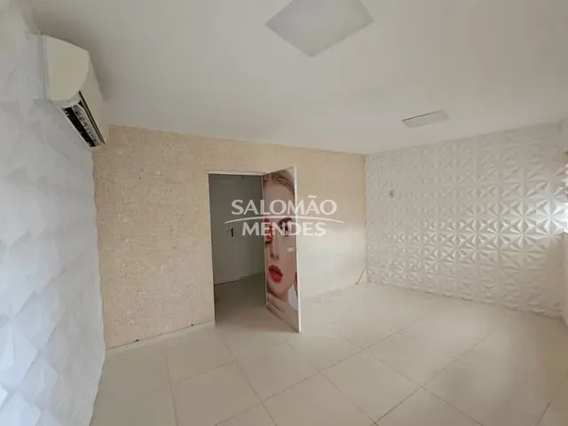 Loja à venda ou para alugar, no bairro Umarizal em Belém