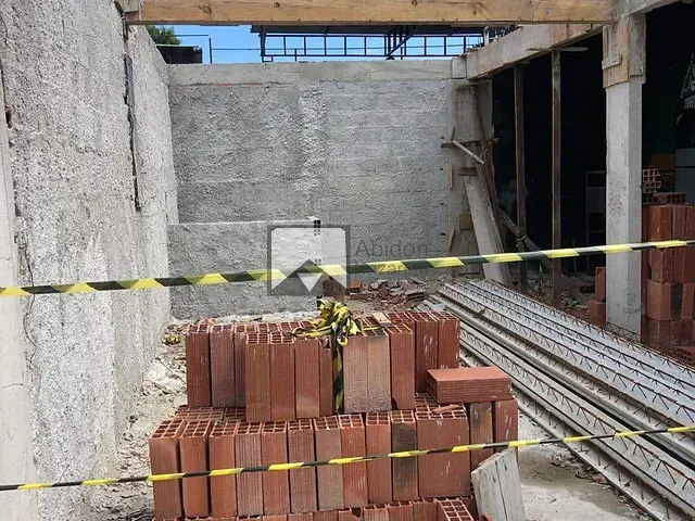 Loja para alugar, no bairro Piratininga em Niterói