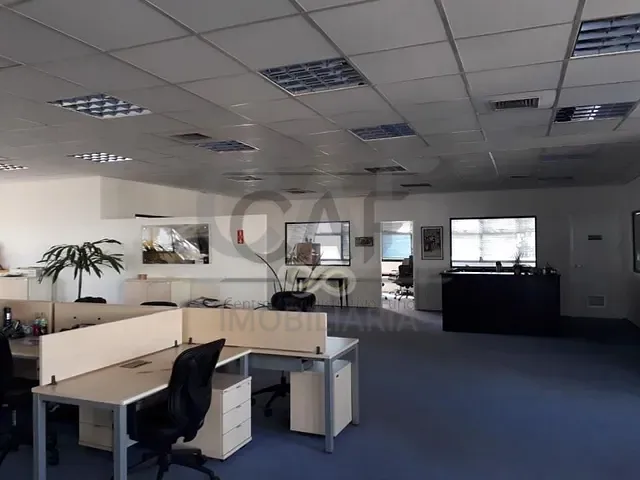 Loja com 680m², para alugar, no bairro Roseira de Cima em Jaguariúna