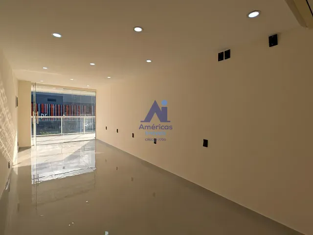 Loja com 23m², à venda ou para alugar, no bairro Jacarepaguá em Rio de Janeiro