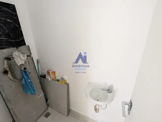 Loja com 23m², à venda ou para alugar, no bairro Jacarepaguá em Rio de Janeiro