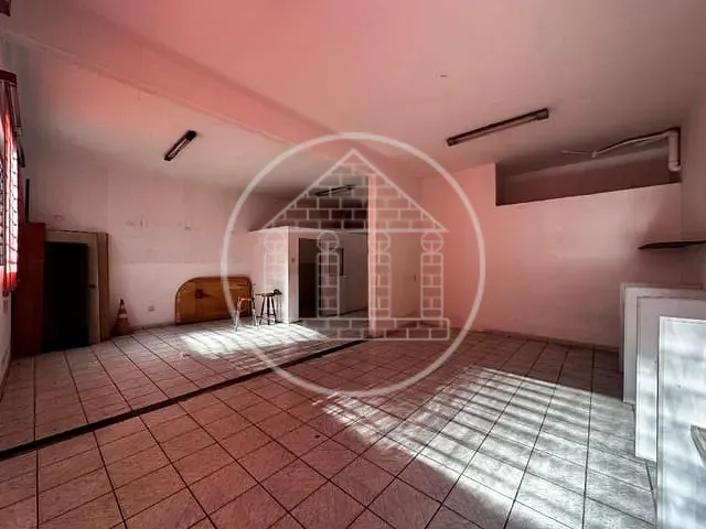 Loja com 115m², para alugar, no bairro Veleiros em São Paulo