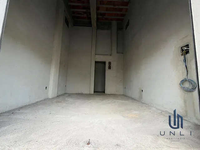 Loja para alugar, no bairro Voldac em Volta Redonda