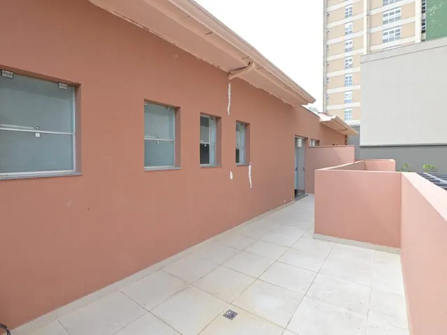 Prédio com 632m², à venda, no bairro Santa Efigênia em Belo Horizonte