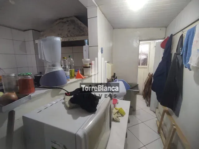 Loja com 357m² 1 quarto e 5 banheiros, à venda, no bairro Uvaranas em Ponta Grossa