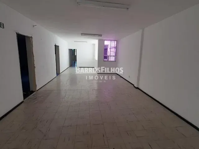 Loja com 1600m², para alugar, no bairro Industrial em Aracaju