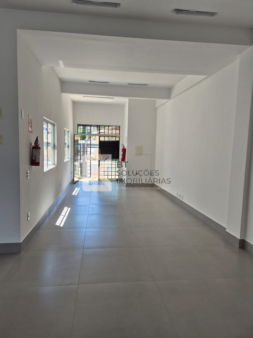 Loja-Salão, 113 m² - Foto 1