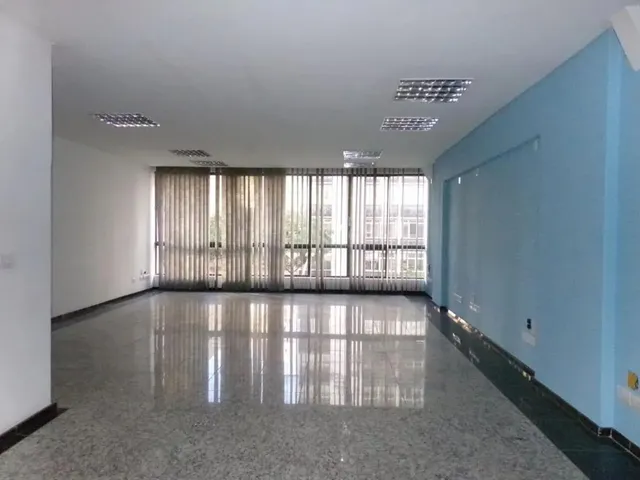 Sala para alugar, no bairro Centro em Curitiba