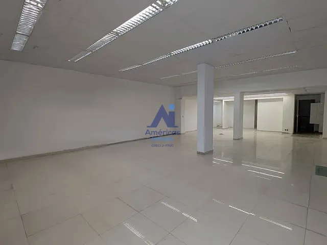 Loja para alugar, no bairro Recreio dos Bandeirantes em Rio de Janeiro