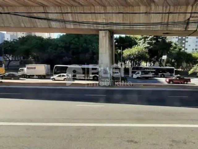 Loja com 110m², para alugar, no bairro Parada Inglesa em São Paulo
